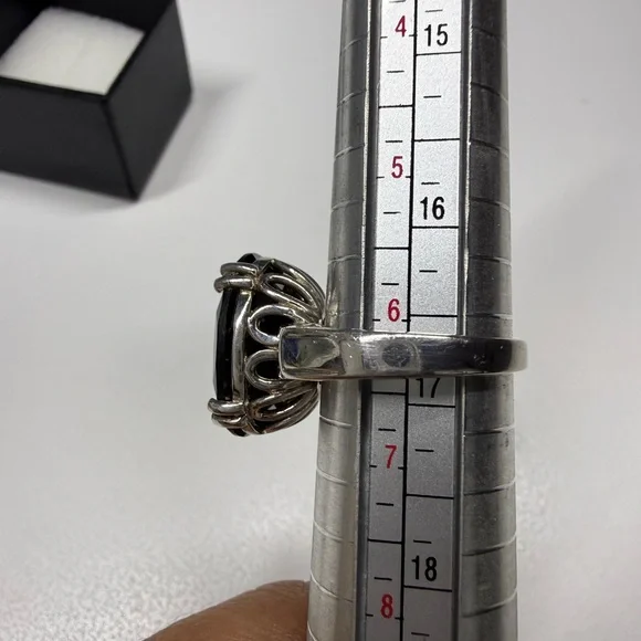 Elegant Black Spinel Stone Ring and Pendant Set - Picture 6 of 6